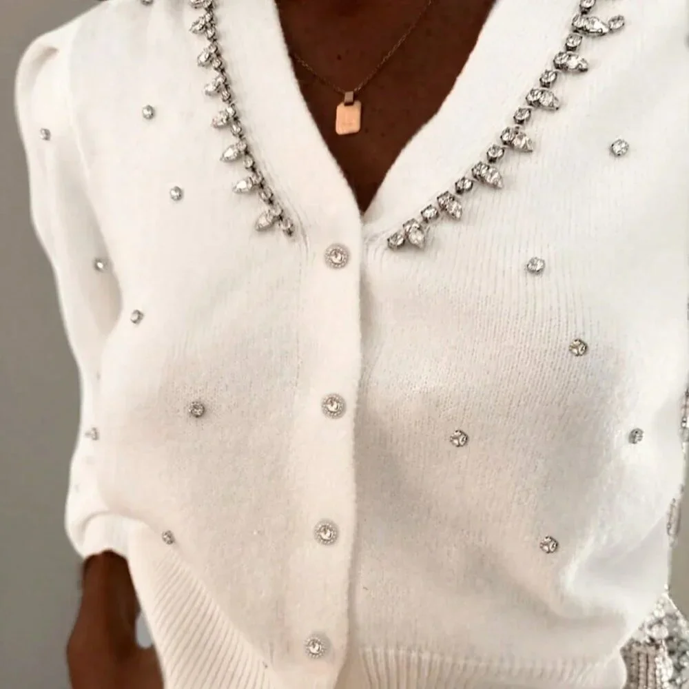 White Elegant Women's Long Sleeve V-Neck Sweater